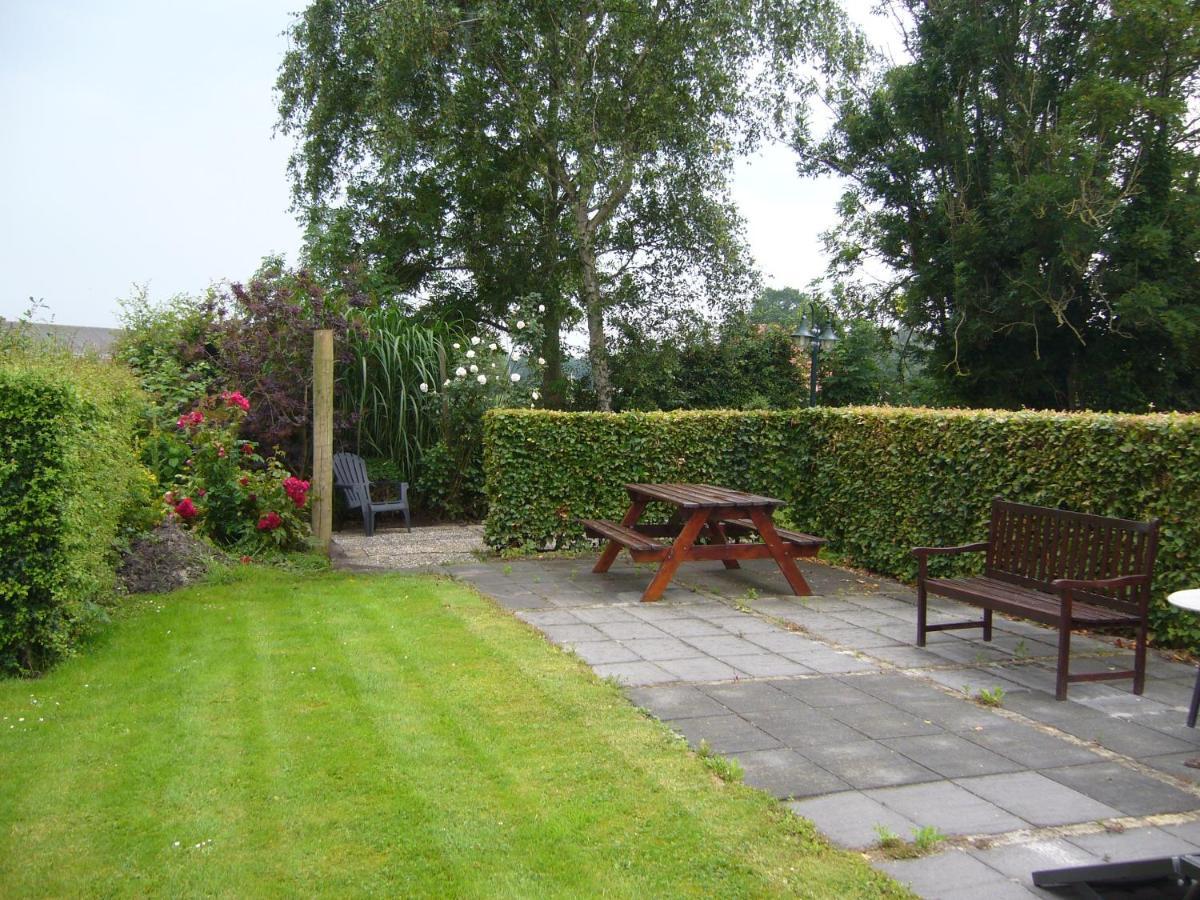 De Stjelp Pleats Bed and Breakfast Lemmer Exteriör bild