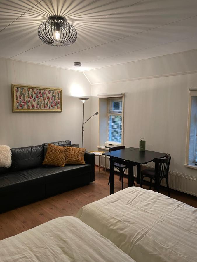 De Stjelp Pleats Bed and Breakfast Lemmer Exteriör bild